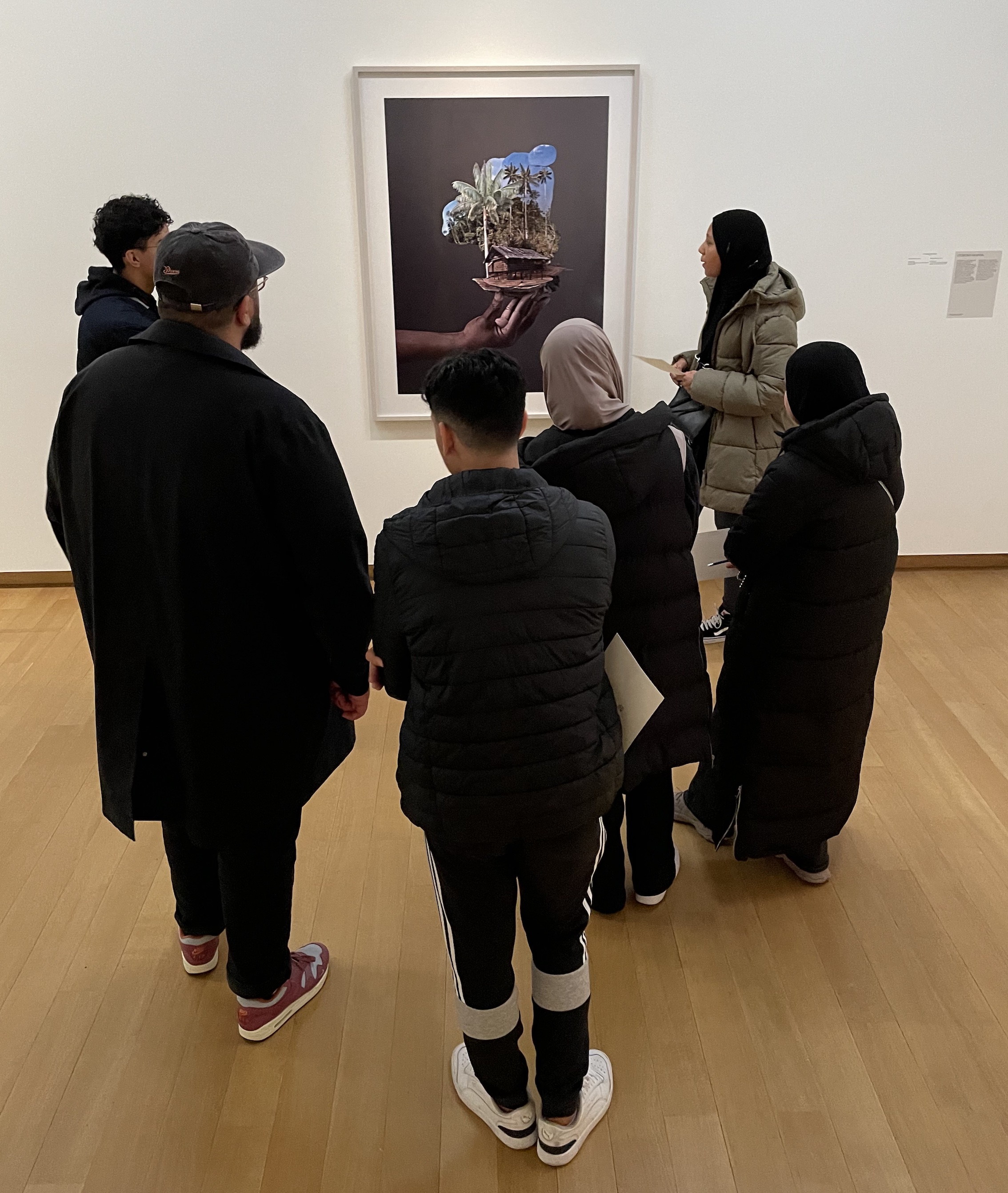 Visit to Stedelijk Museum Amsterdam Safae presenting the work of Otobong Nkanga shaping Memory kopie