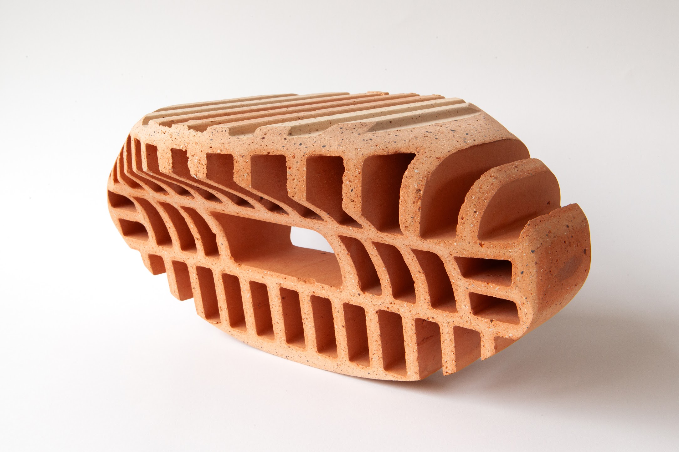 Hoofdbeeld expositie Ring Liesbet Bussche Building Rings