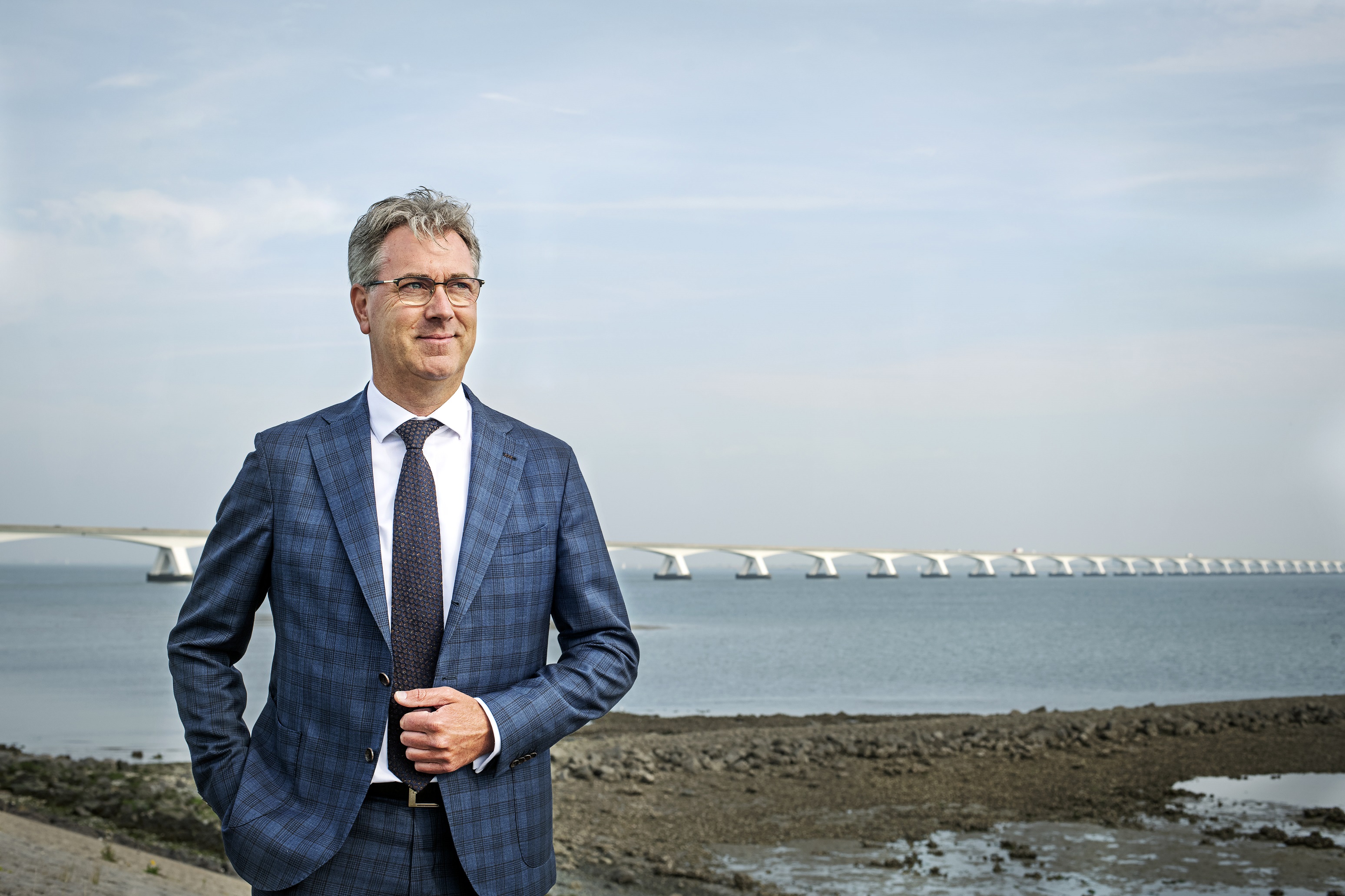 Harry van der Maas bij de Zeelandbrug