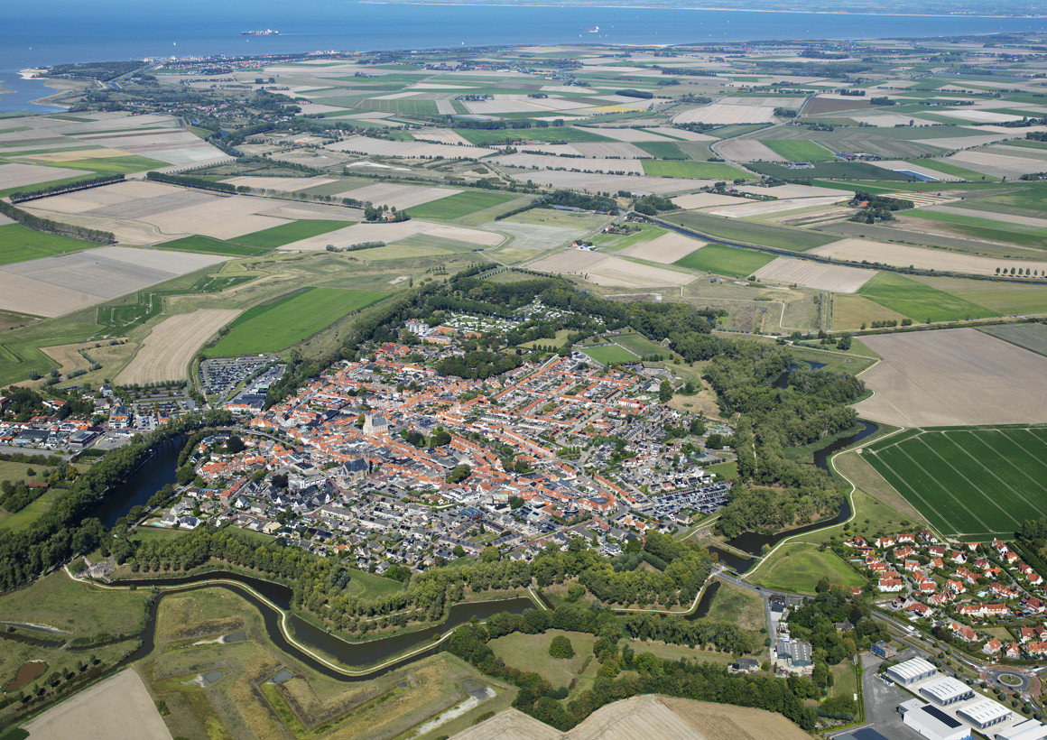 Luchtfoto Sluis