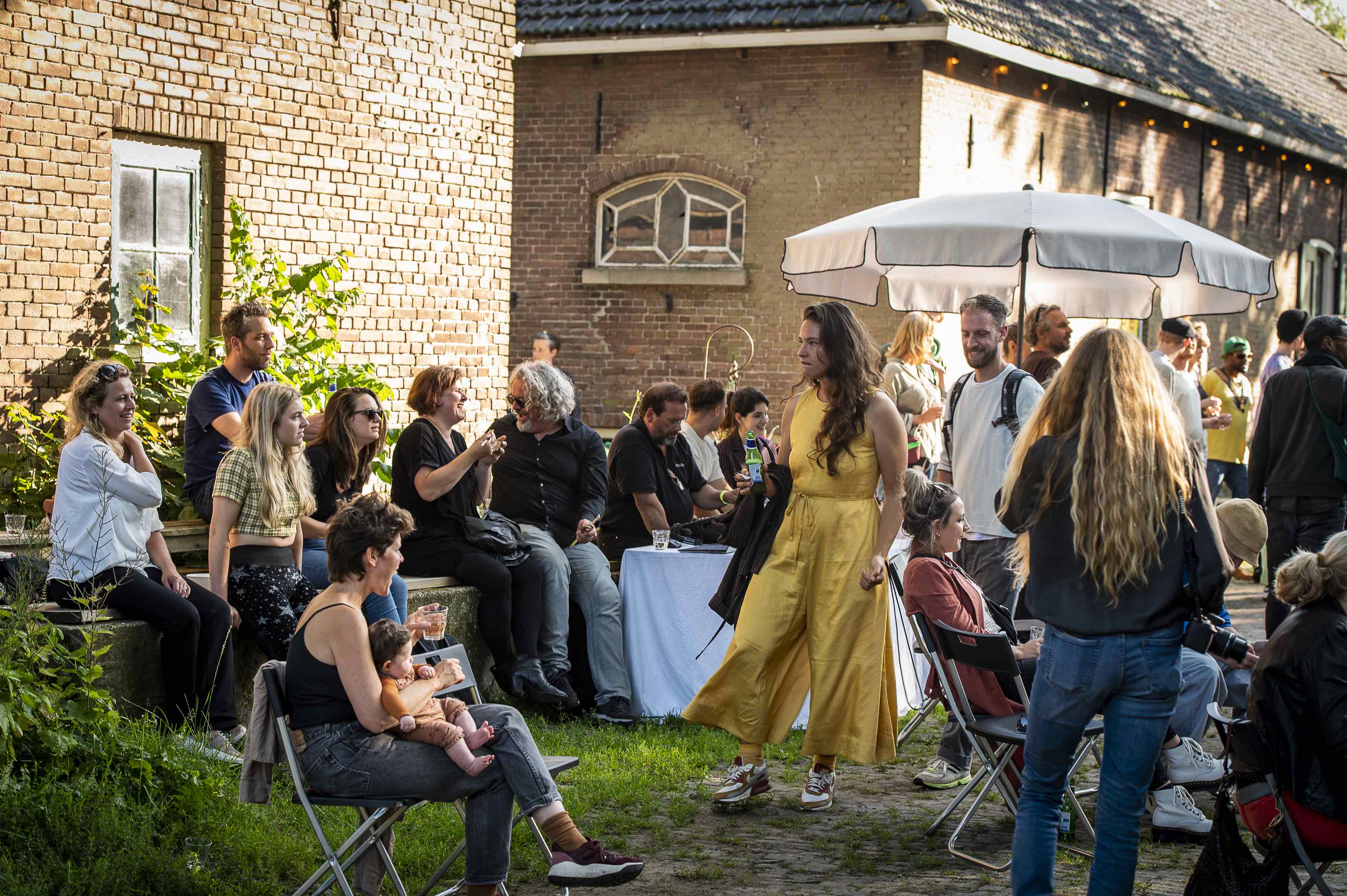 AA Maarten Laupman Boerderij Driebergen daysNorthSeaRoundTown avond