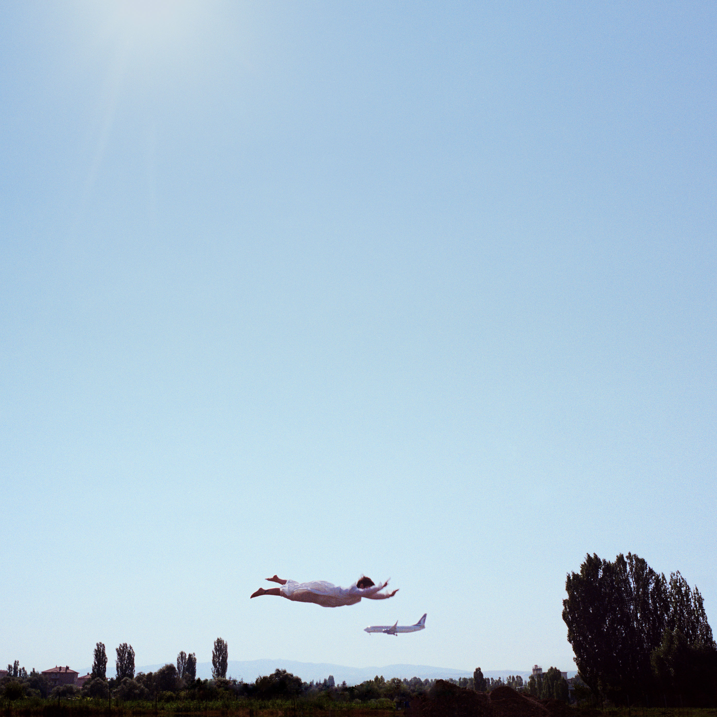 Scarlett Hooft Graafland Airplane NB