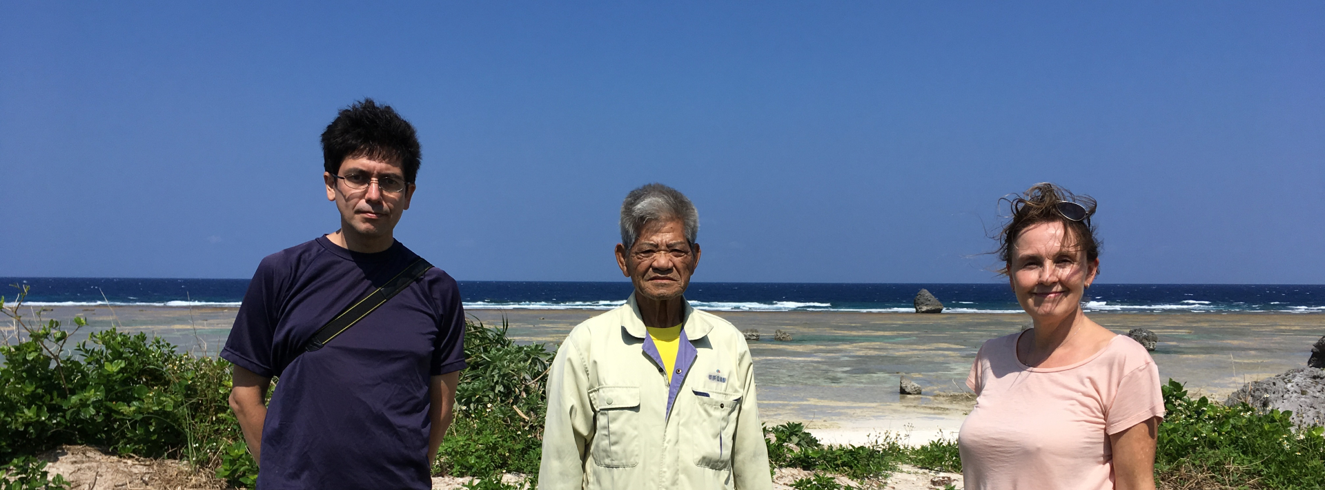 From left to right Randy Sasaki (translator) mr Tanaka (resident of Tarama) Jose Schreurs (RCE) all involved in the Van Bosse Project (photo RCE