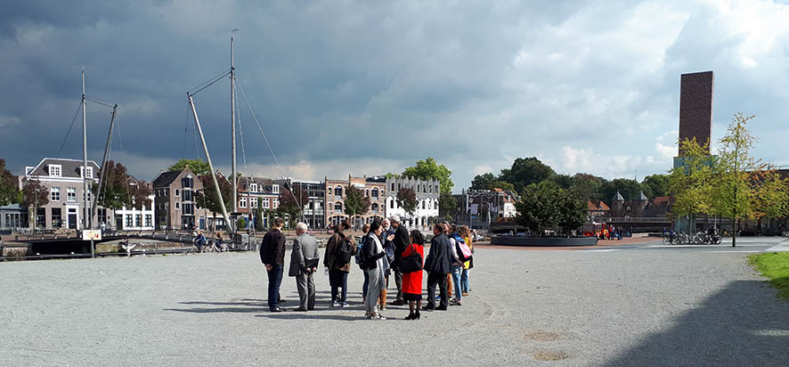 Participants of the course on Urban Heritage Strategies for Russian Professionals (September 2017) visiting the Eemkwartier in Amersfoort, the Netherlands (photo: Remco Vermeulen)