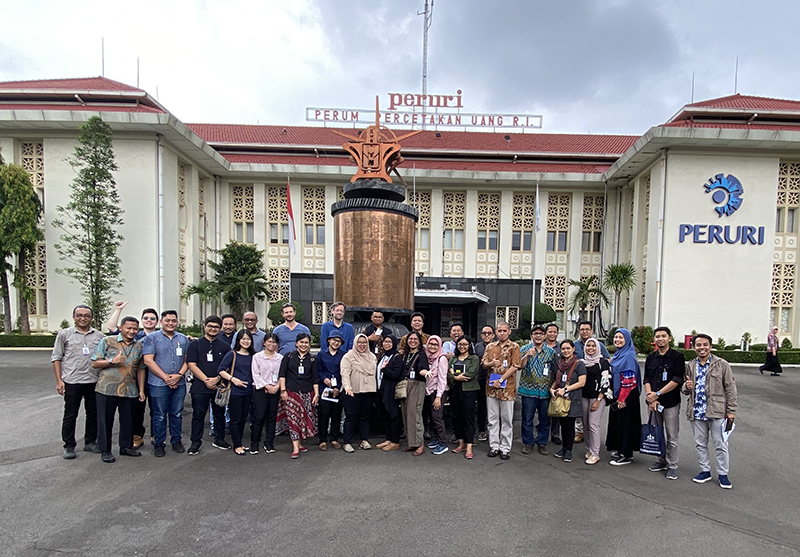 Workshop participants during fieldwork at Indonesia’s former mint premises in Jakarta, February 2020 (photo: Jacob Gatot Sura).